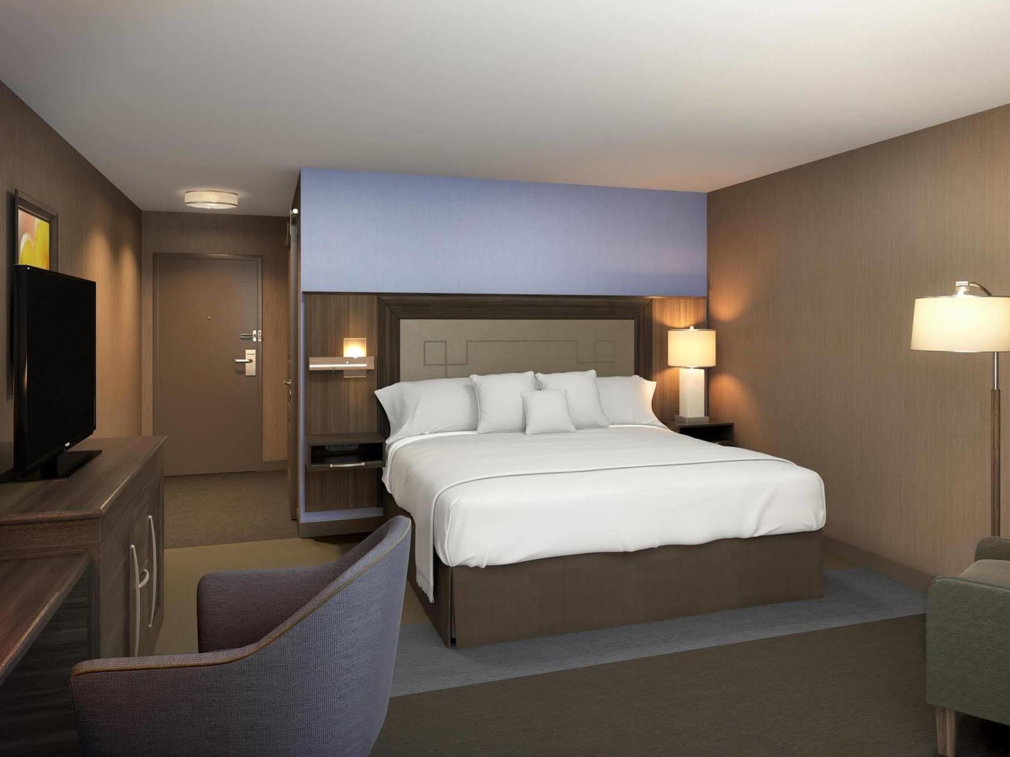 Hampton & - Napa, Ca 3*
